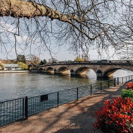 Central Modern Flat For 4-6 & Dedicated Parking Henley-on-Thames Екстериор снимка